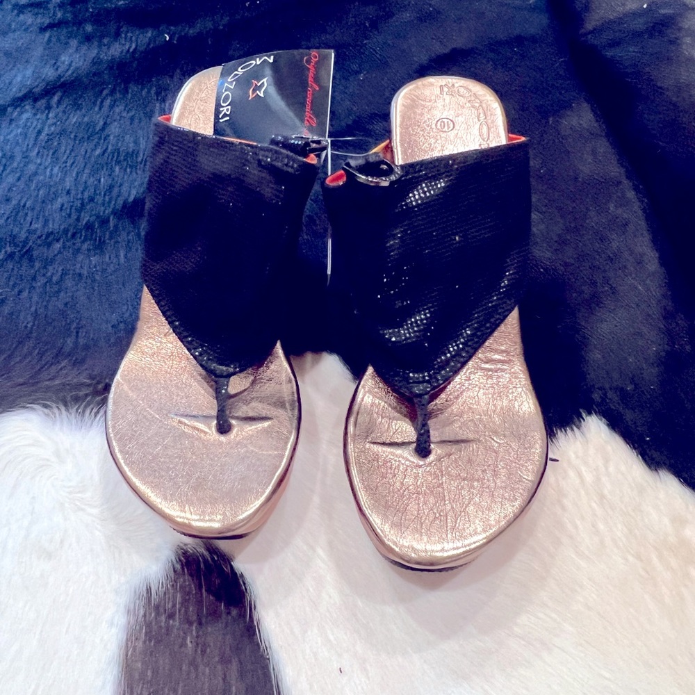 Black wedge heel sandal